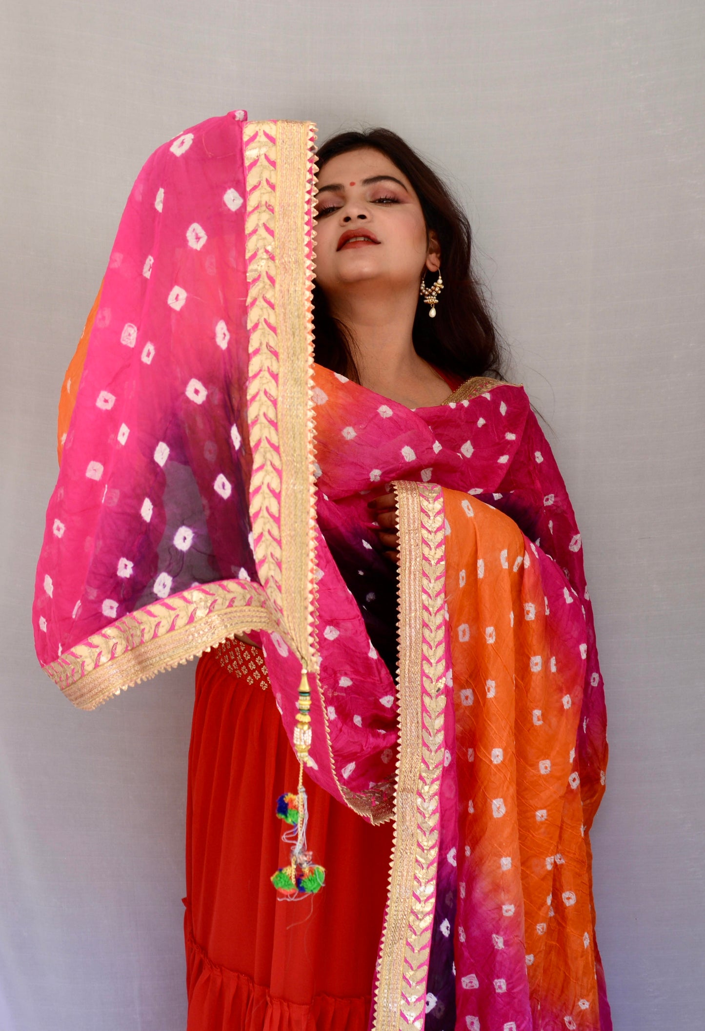 Tie and Dye Bandhani Pink Dupatta - Vaaniari