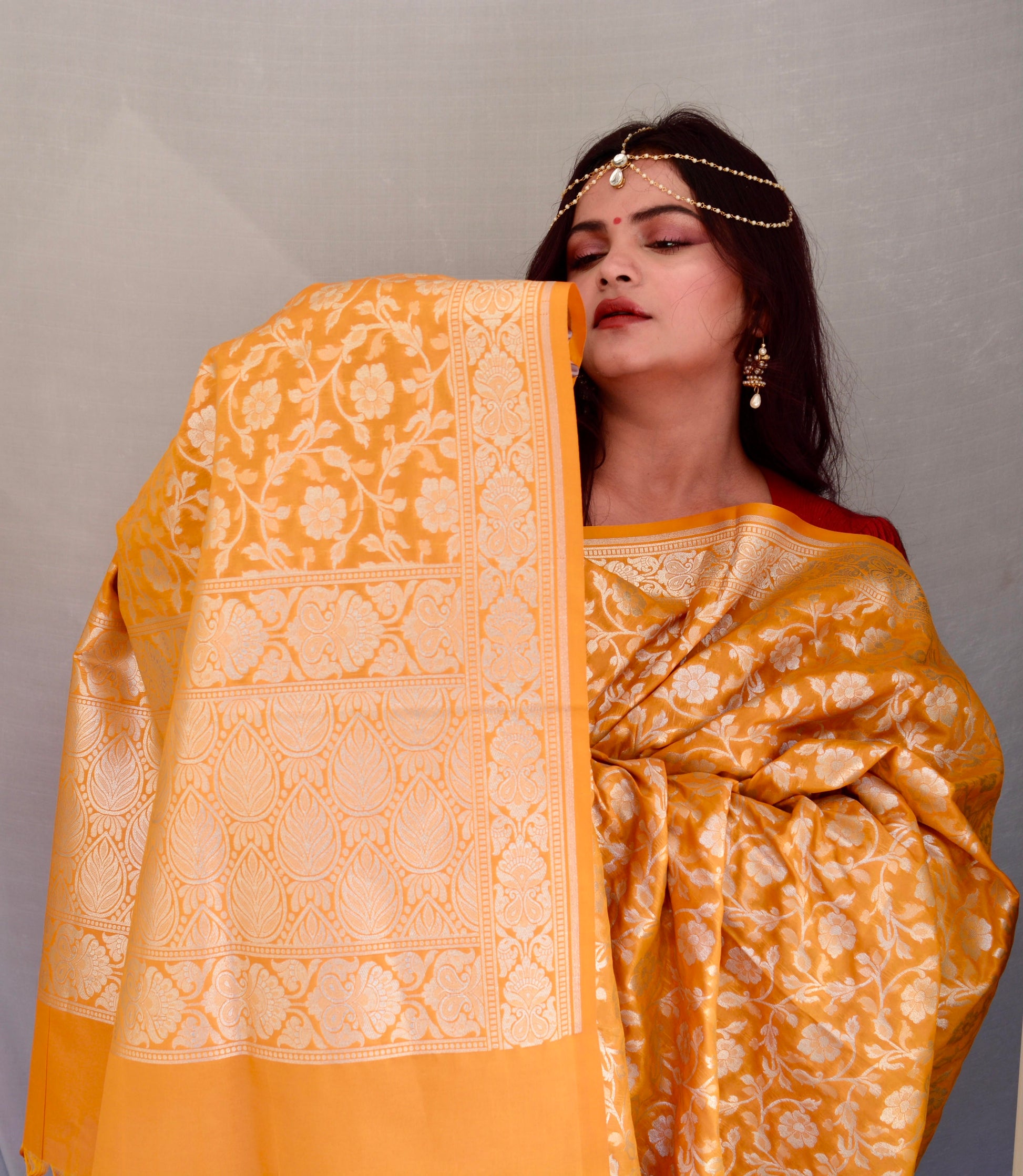 Heavy Work Brocade Yellow Dupatta - Vaaniari